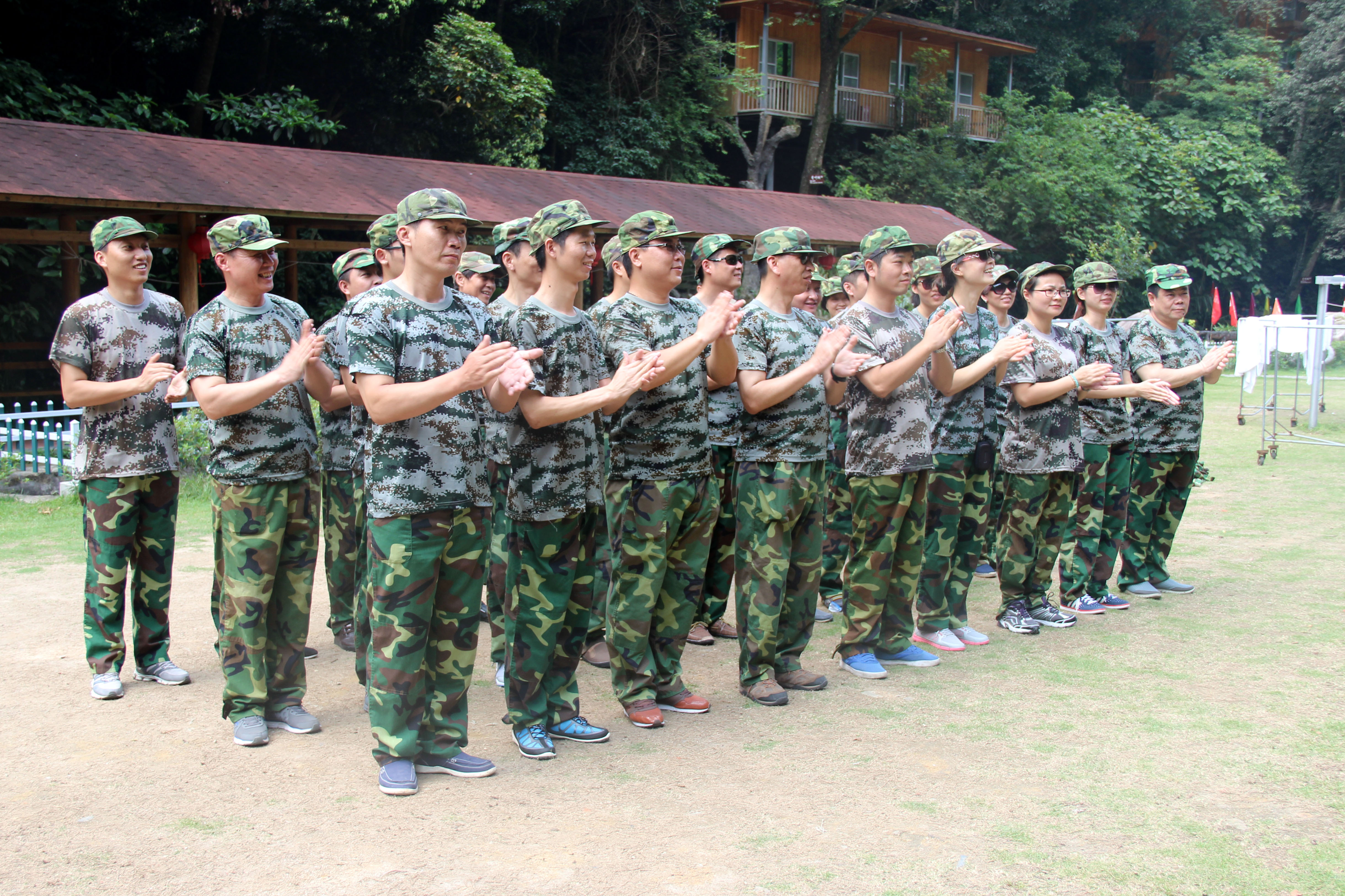 特级丰满少妇一级AAAA爱毛片