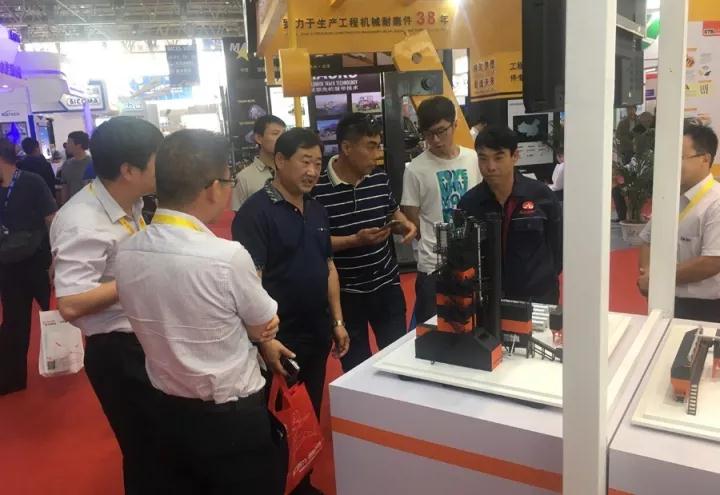 特级丰满少妇一级AAAA爱毛片