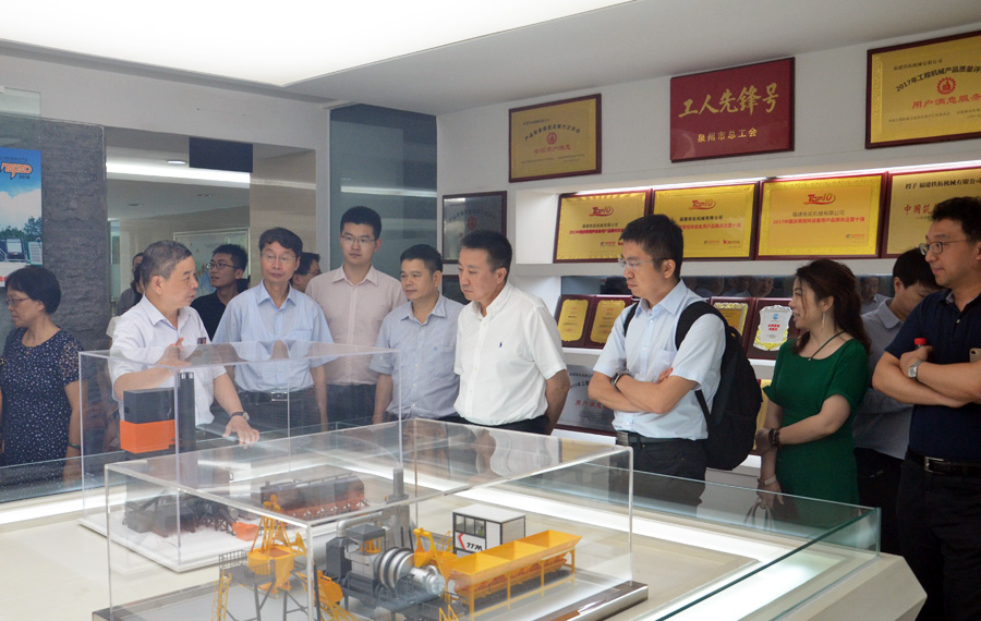 特级丰满少妇一级AAAA爱毛片